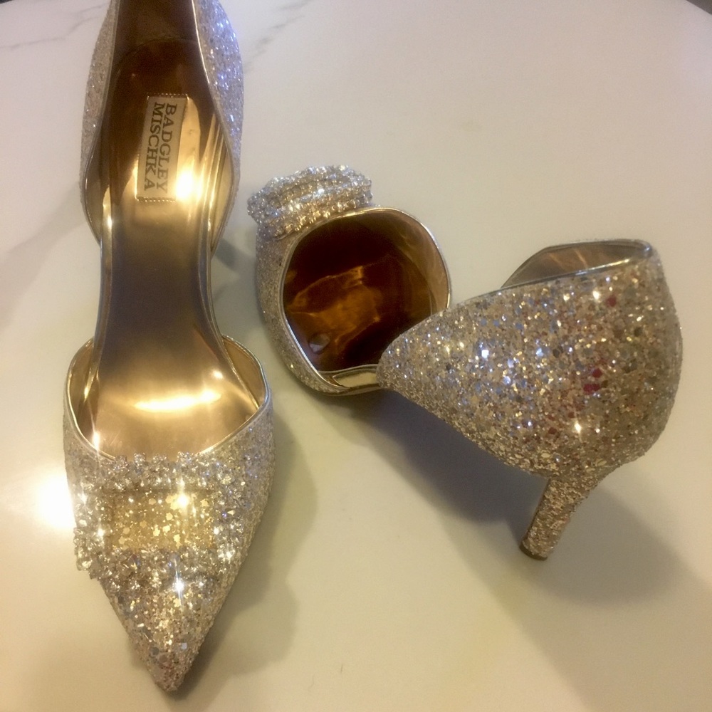 Badgley Mischka Silver Glitter Pointed Toe D'Orsay Heels - Picture 3 of 14